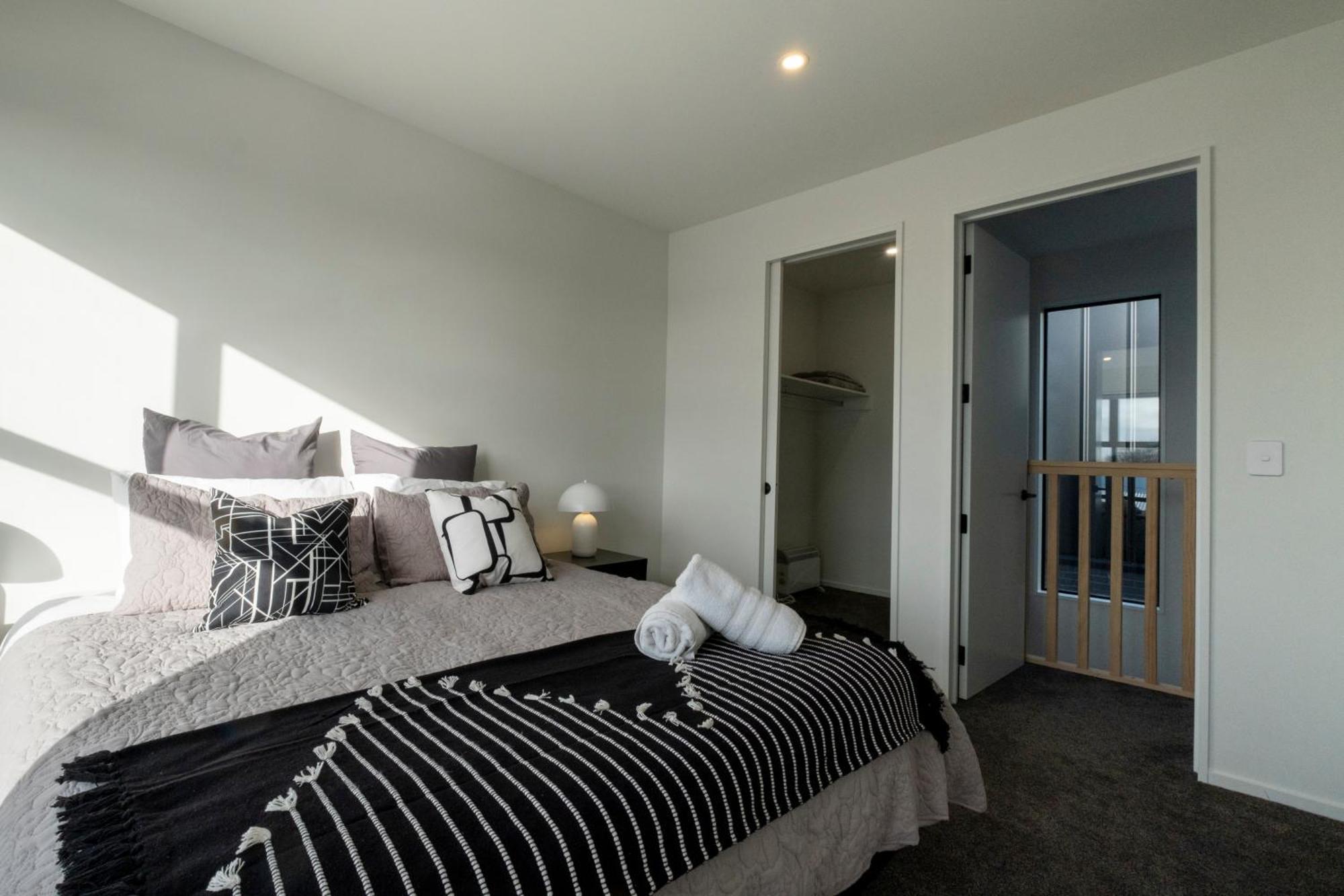 כרייסטצ'רץ' Luxury 2 Bed Townhome In Cbd מראה חיצוני תמונה