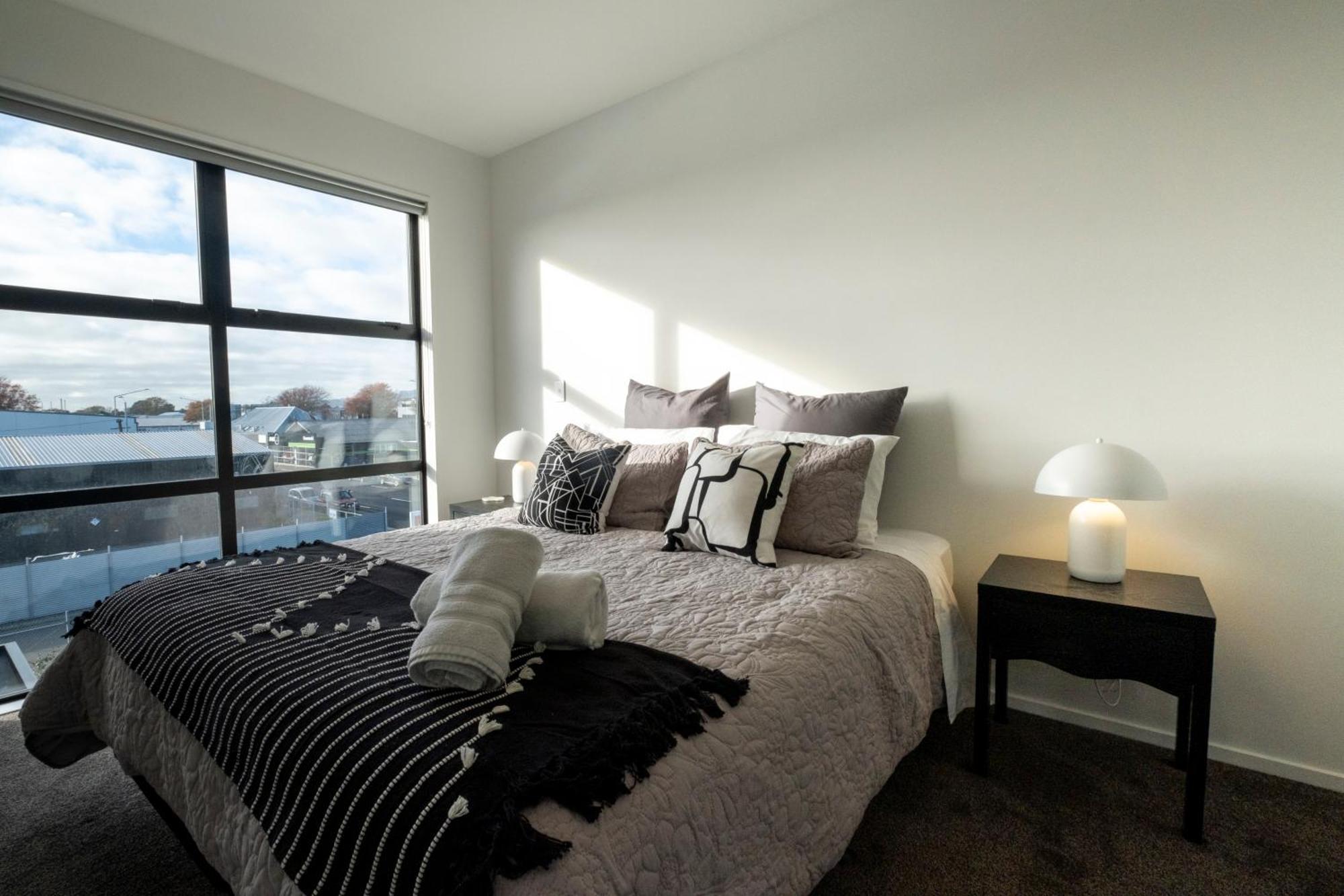 כרייסטצ'רץ' Luxury 2 Bed Townhome In Cbd מראה חיצוני תמונה