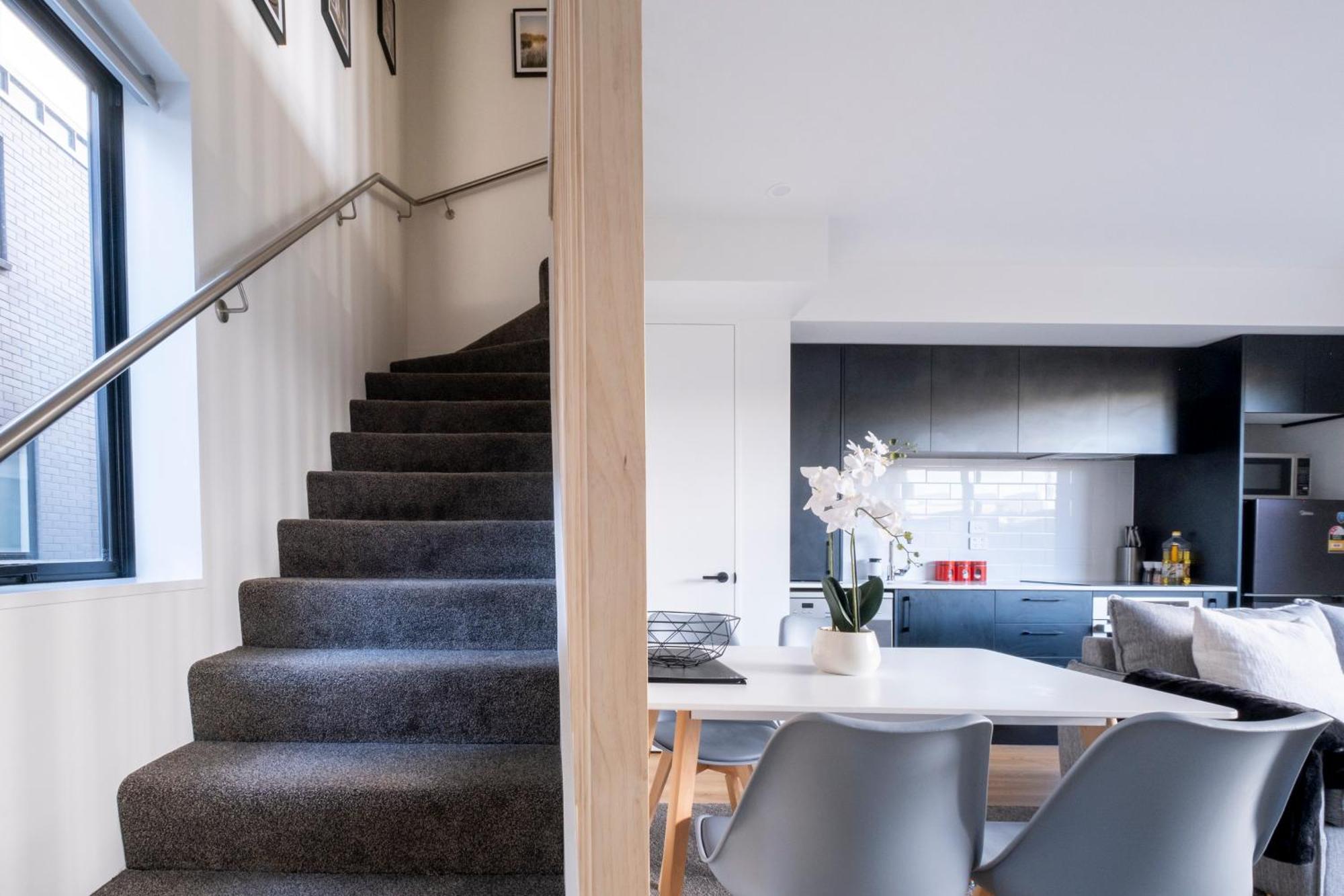 כרייסטצ'רץ' Luxury 2 Bed Townhome In Cbd מראה חיצוני תמונה